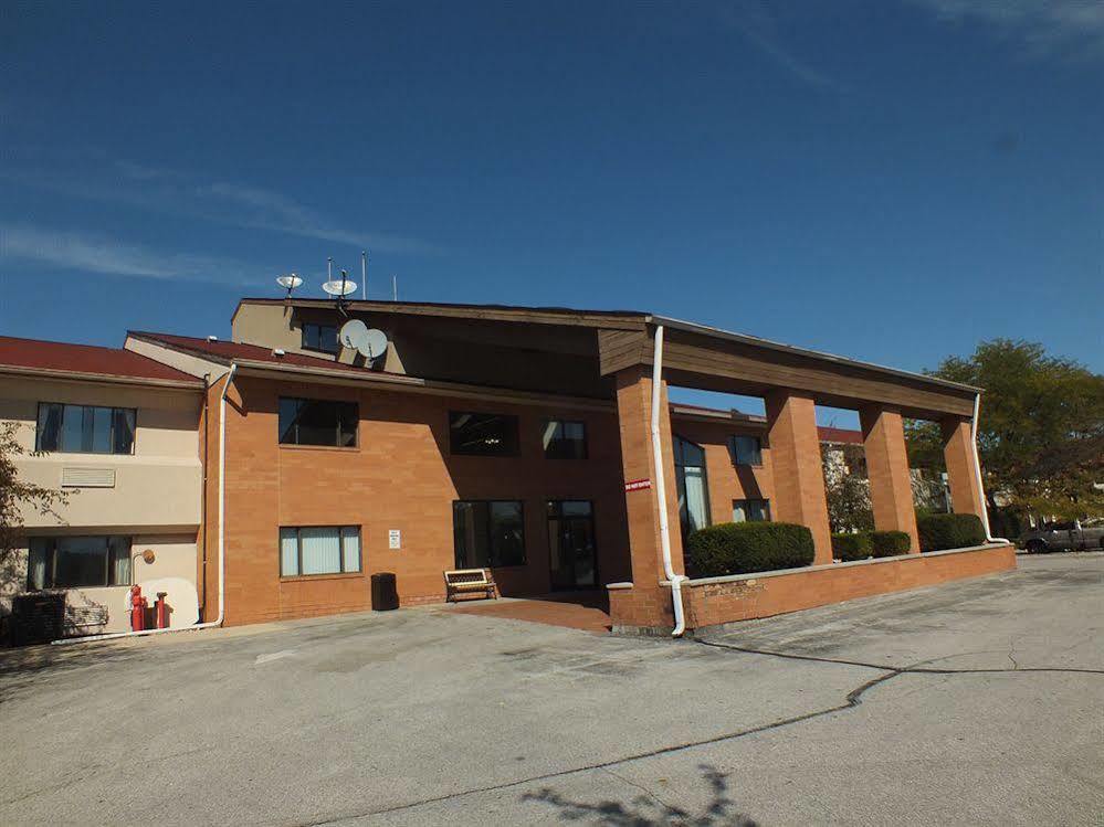 Travelodge Indianapolis Castleton Exterior foto